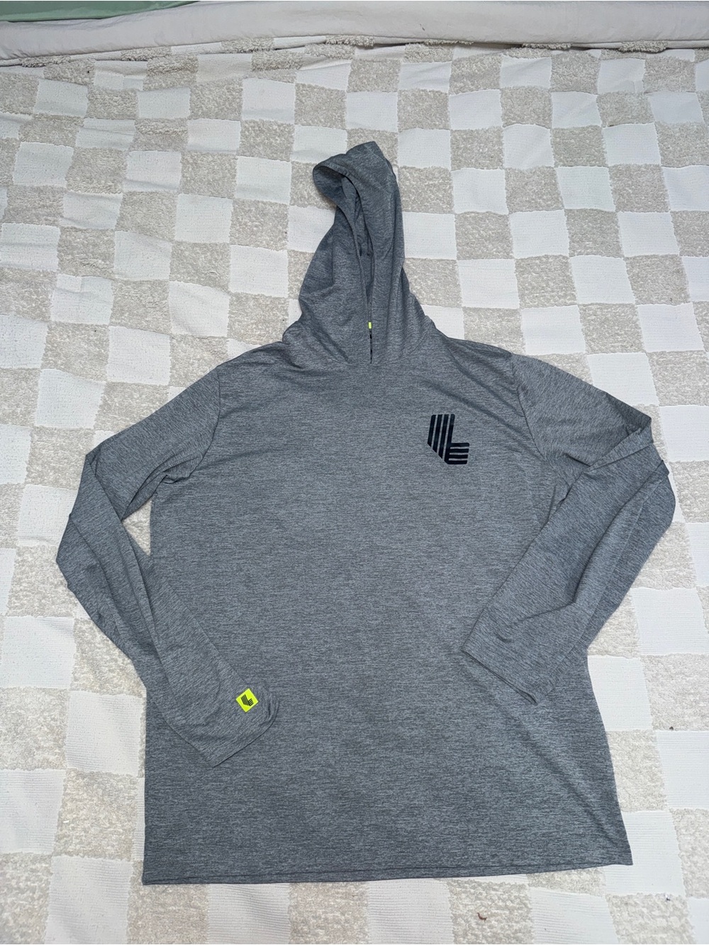 NWOT LIV Golf men's active hoodie size M